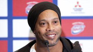 Ronaldinho'ya bir şok da FIFA oyunundan!