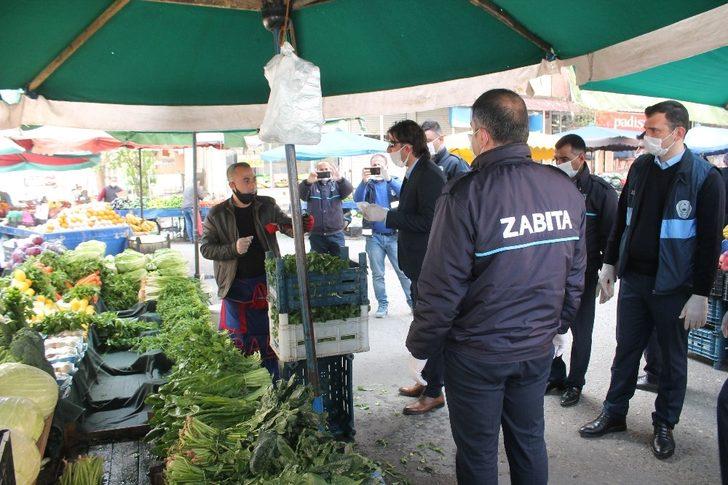 Bağlar Belediyesinden vatandaşlara ücretsiz maske G3