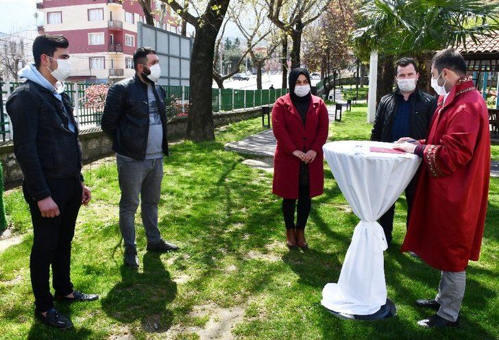 Kestel’de nikahlar açık havada kıyılıyor G2