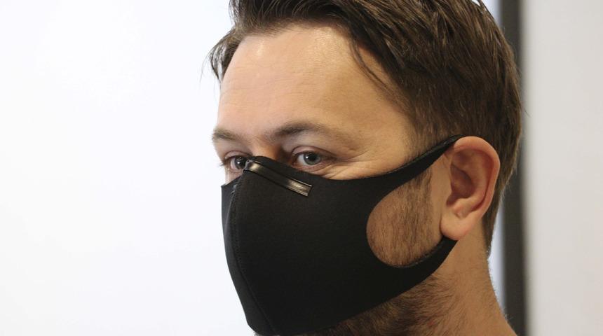 Koronavirüs salgınına karşı siyah maske takmak sağlıklı mı? 