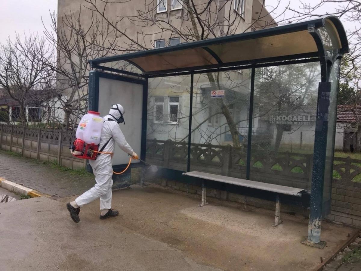 Kartepe&rsquo;de korona vir&uuml;sle m&uuml;cadele &ccedil;alışmaları s&uuml;r&uuml;yor