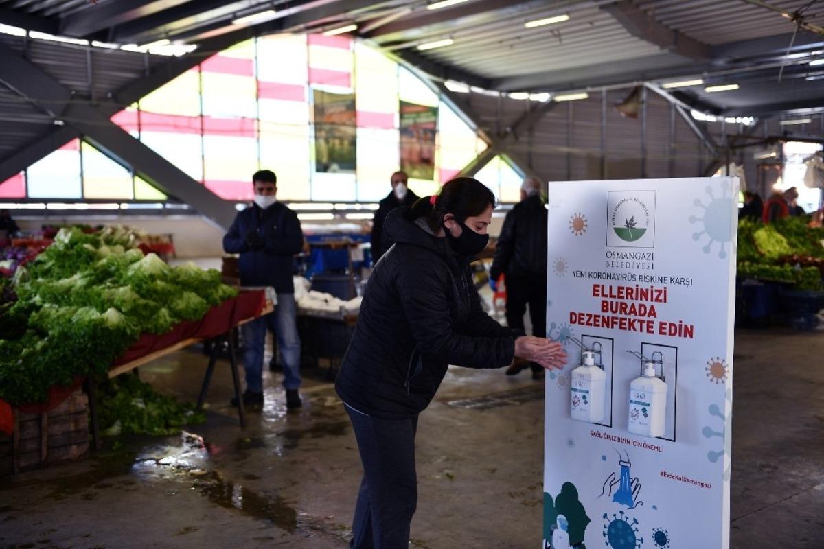 Osmangazi Belediyesi&rsquo;nden pazar yerlerine el dezenfektanı