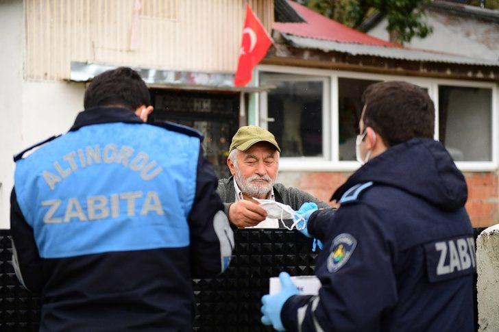 Ordu’da ücretsiz maske dağıtılıyor G1