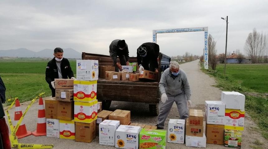 &Ouml;ğretmenlerden karantinadaki mahalle i&ccedil;in yardım kampanyası