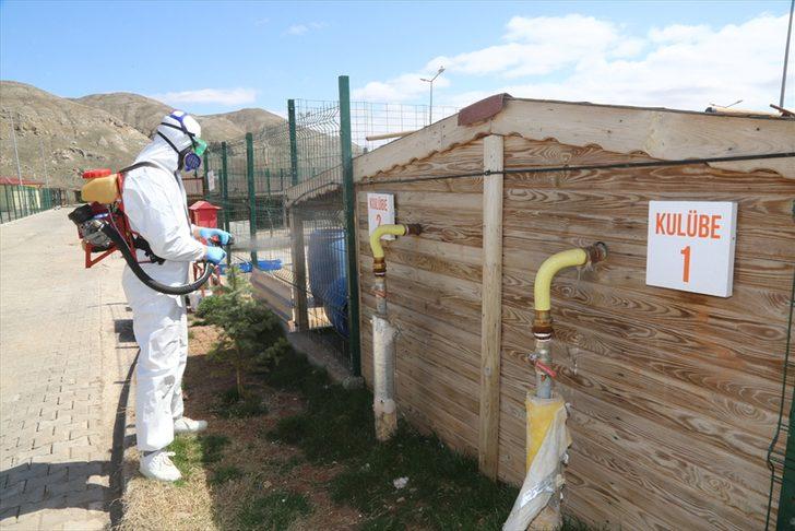 Sivas Belediyesinden sokak hayvanlarına yem ve mama takviyesi G4