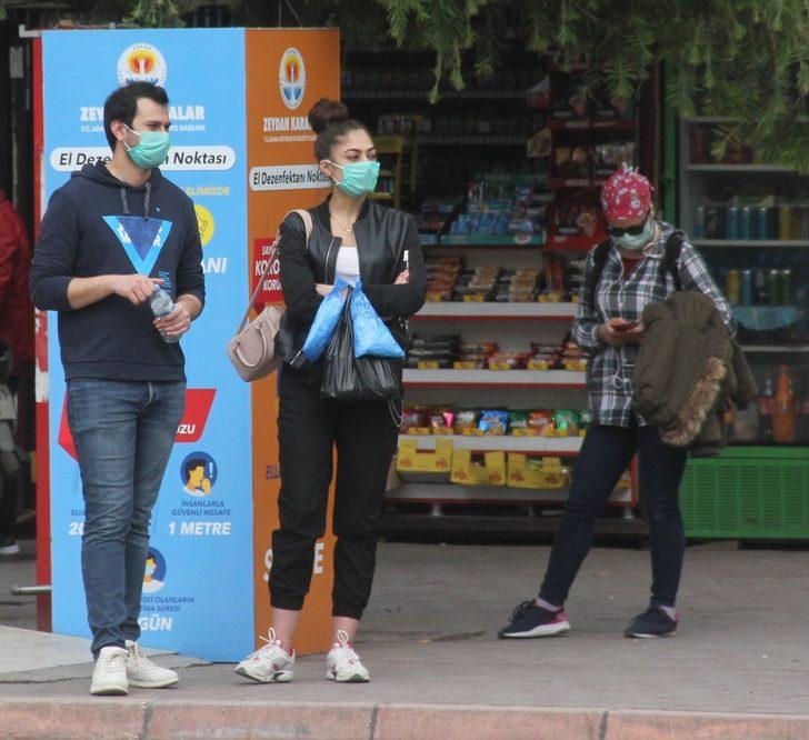 Adana'da şaşırtan maske inadı: Bu virüs bir siyonist oyunu; bu milleti boş şeylerle uğraştırmayın G4