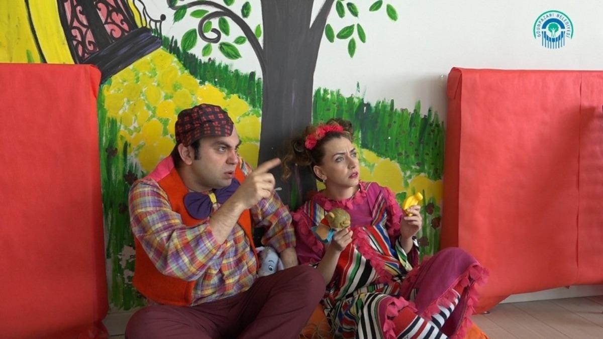 Evlerinden &ccedil;ıkamayan &ccedil;ocuklar i&ccedil;in eğitici-&ouml;ğretici program