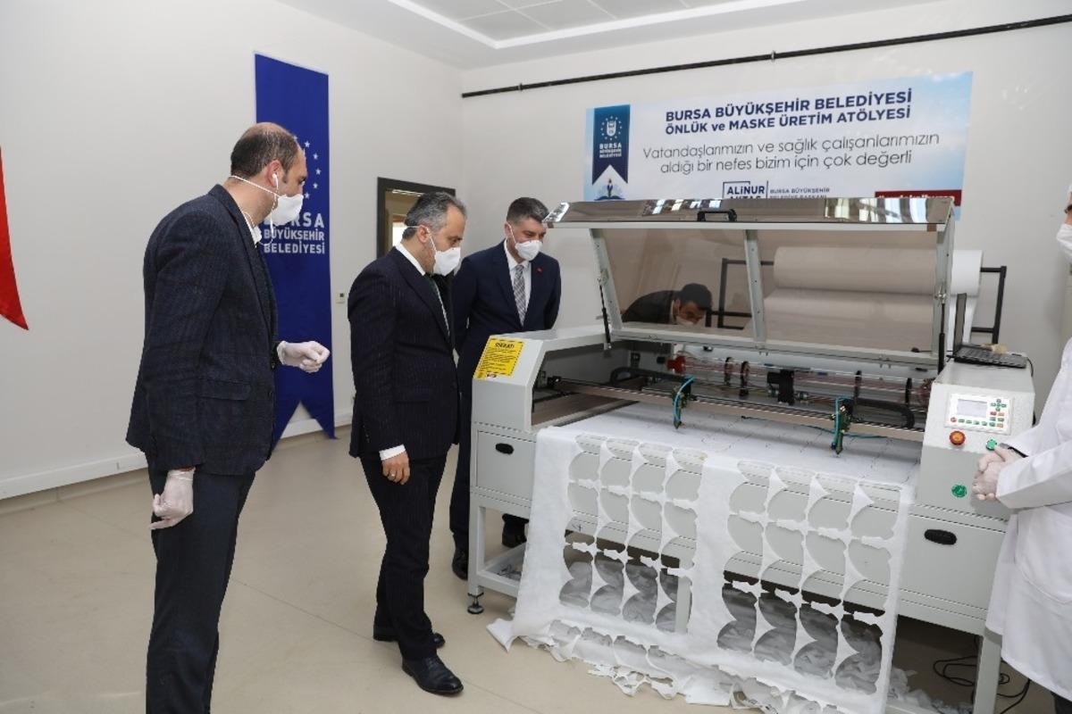 Bursa, kendi maskesini &uuml;retiyor