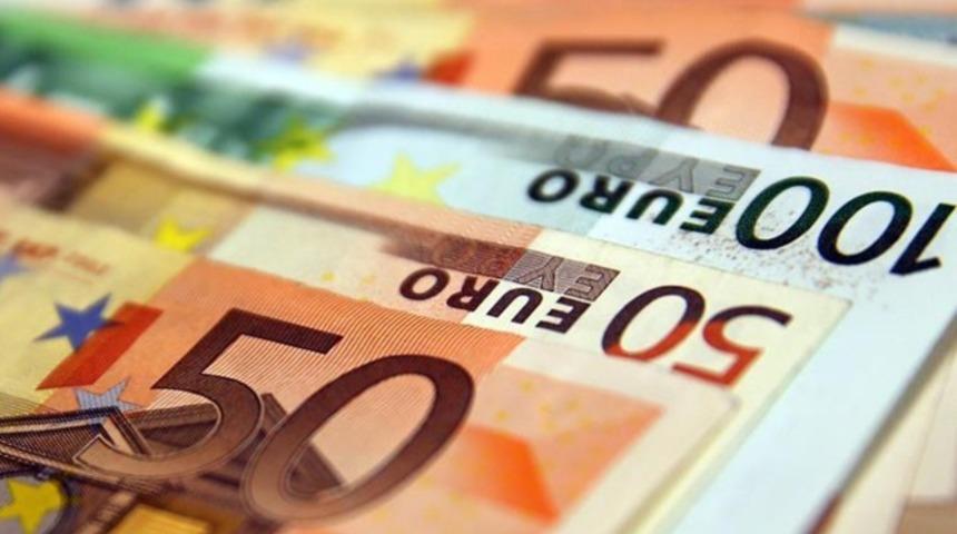Son dakika: Avrupa Merkez Bankası faiz kararını açıkladı: Euro/dolar paritesi yeniden 1'in altını gördü...