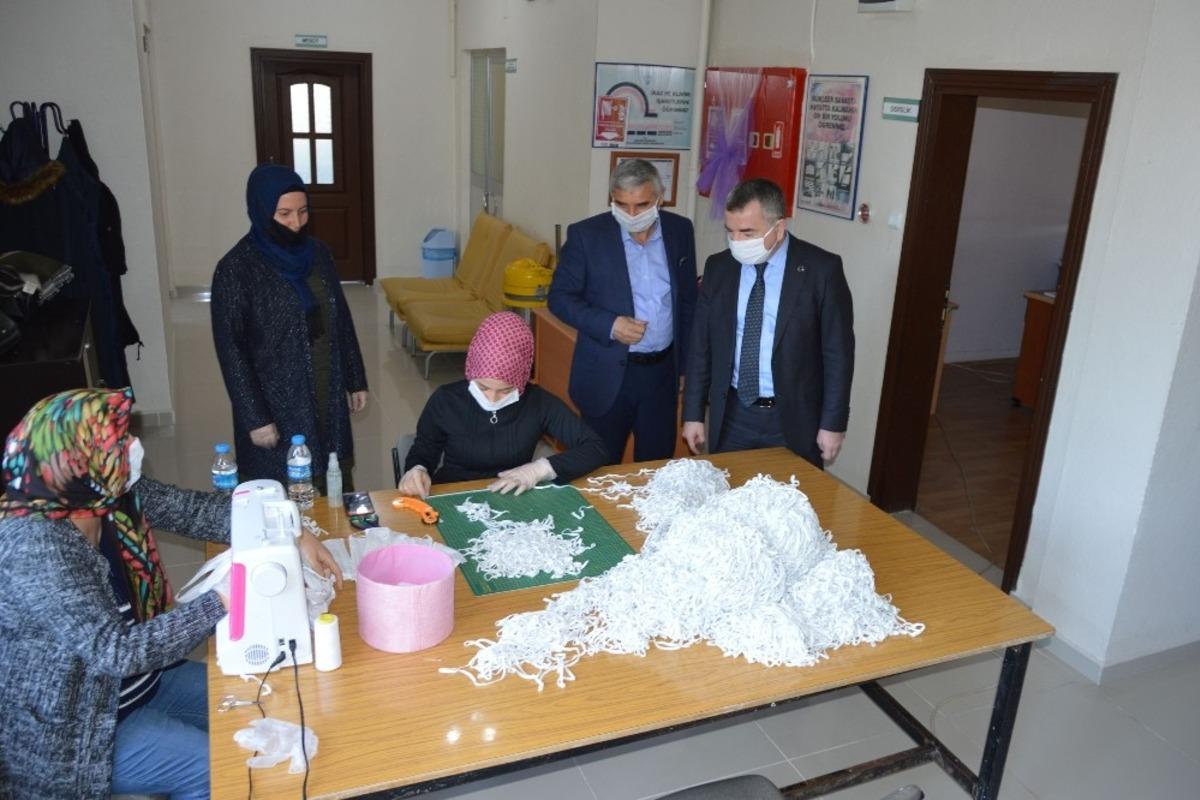 Havza&rsquo;da maske &uuml;retimi