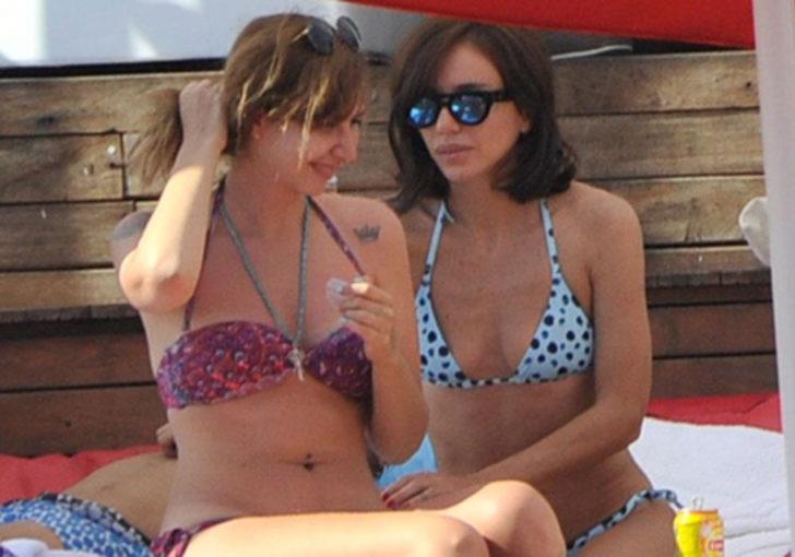 Gülşen korkusundan denize giremedi G5