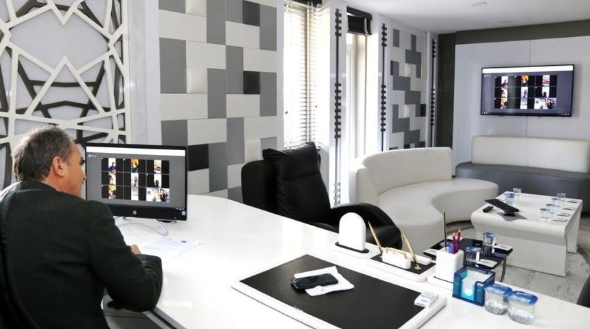 Başkan Kılın&ccedil;, muhtarlarla telekonferans sistemiyle g&ouml;r&uuml;şt&uuml;