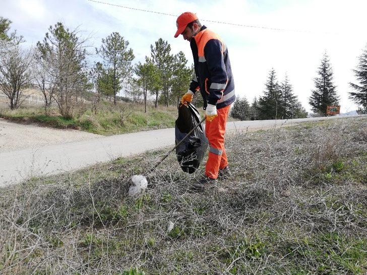 Çorum’da belediye mesire alanlarını temizliyor G3