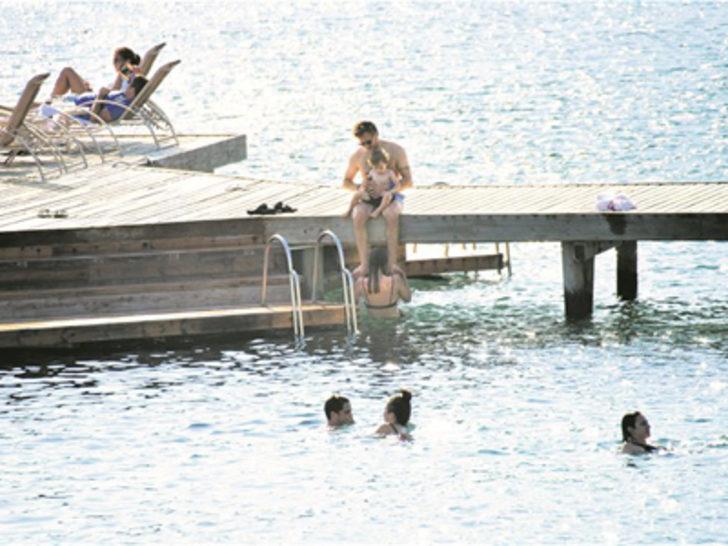 Tuba Ünsal - Mirgün Cabas çifti tatilde G4