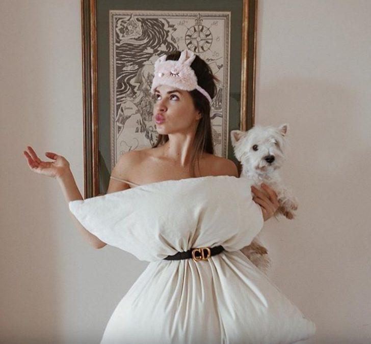 Halle Berry yastık pozuyla olay oldu! Kalça hareketi... G4