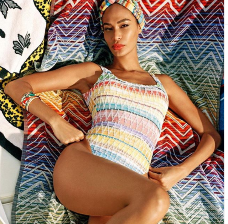 Joan Smalls'dan iddialı paylaşım: Sabah duşları... G5