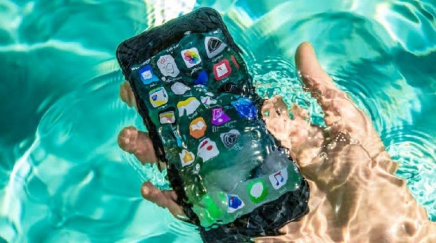 iPhone 8 suya dayanıklı çıktı