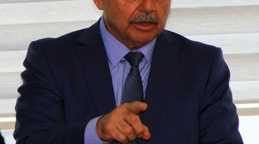 İl Sağlık M&uuml;d&uuml;r&uuml; Gencer: &ldquo;Malzeme eksiğimiz yok&rdquo;