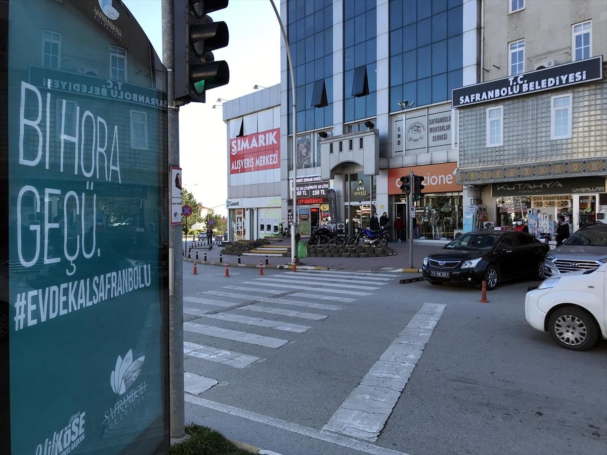 Safranbolu Belediyesinden y&ouml;resel dille "Evde kal" &ccedil;ağrısı