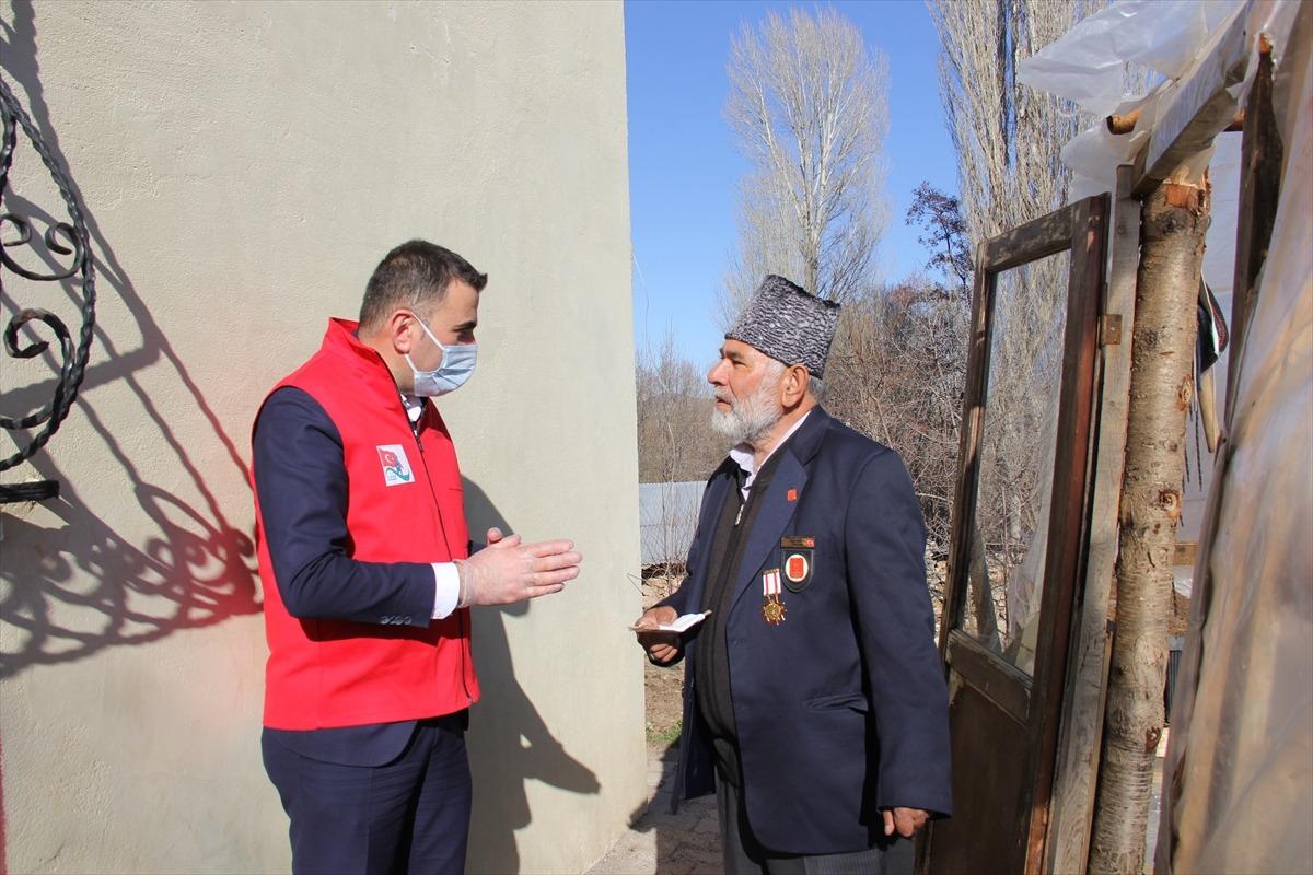 Kıbrıs gazisinden Milli Dayanışma Kampanyası'na destek