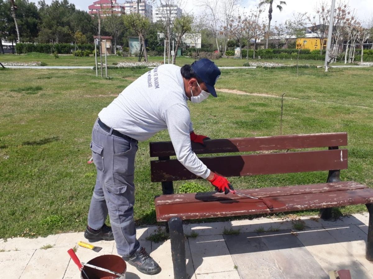 B&uuml;y&uuml;kşehir ziyaret&ccedil;i girişine kapalı parkları bakıma aldı
