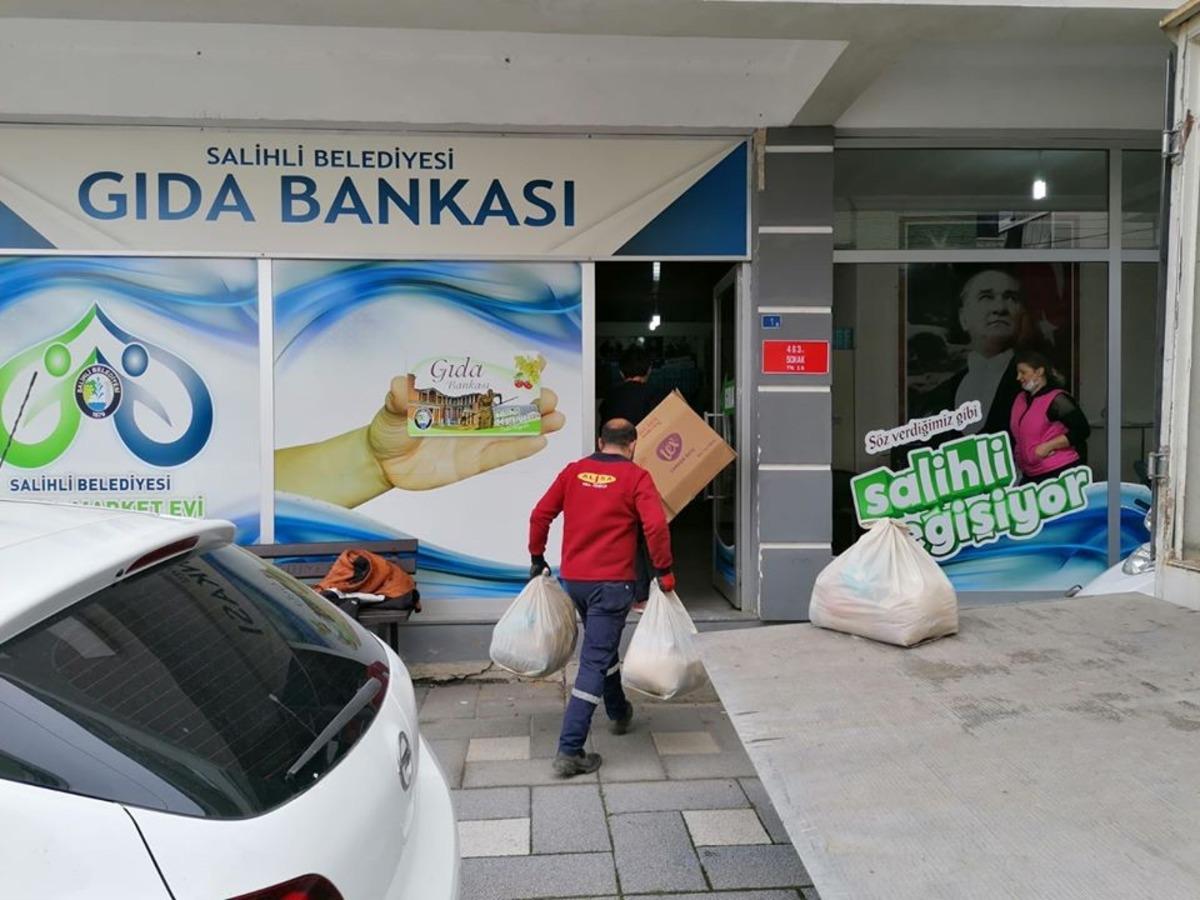 Salihli OSB korona vir&uuml;se karşı tek y&uuml;rek