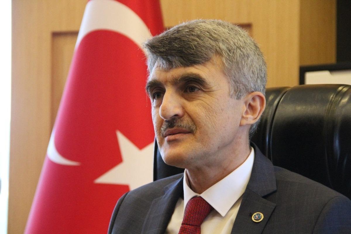Rekt&ouml;r Uysal: "Uzaktan eğitime kolay uyum sağladık ve &ccedil;ok başarılıyız"