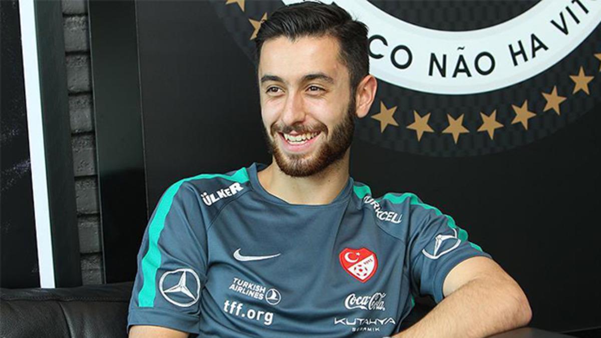  Milli futbolcu Yunus Mallı'nın karantinada olduğu a&ccedil;ıklandı
