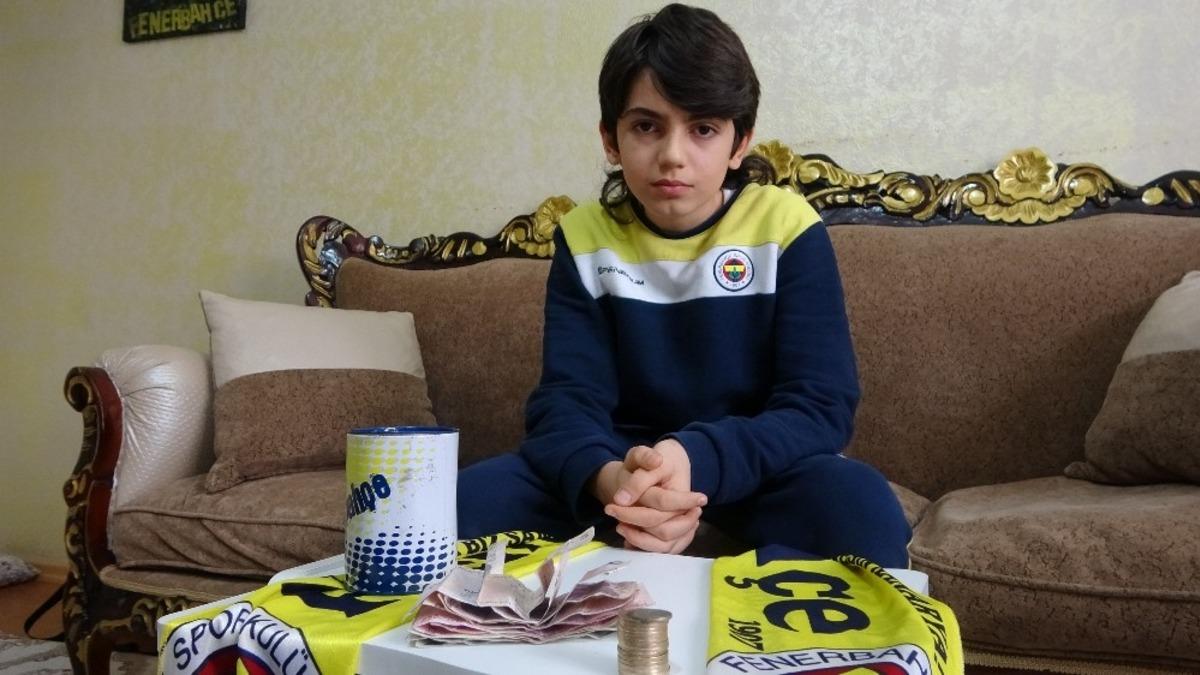 Tablet i&ccedil;in biriktirdiği parasını &ldquo;Biz Bize Yeteriz T&uuml;rkiyem&rdquo; kampanyasına bağışladı