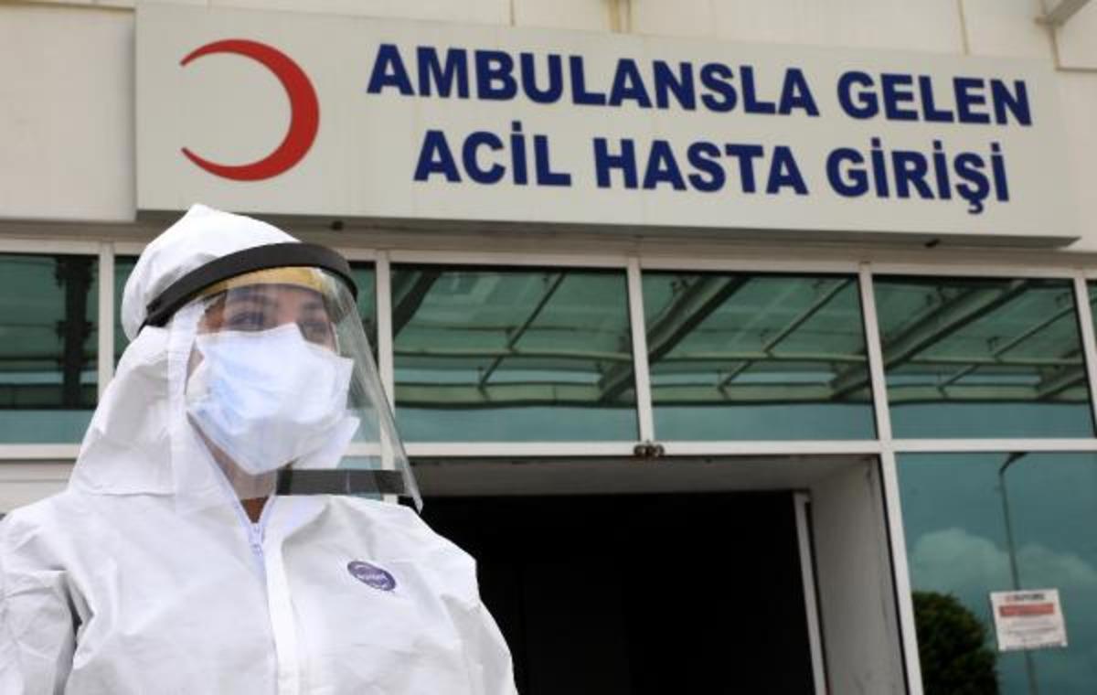 Pandemi hastanesi g&ouml;r&uuml;nt&uuml;lendi! Koronavir&uuml;s ş&uuml;phelileri işte bu aşamalardan ge&ccedil;iyor! 