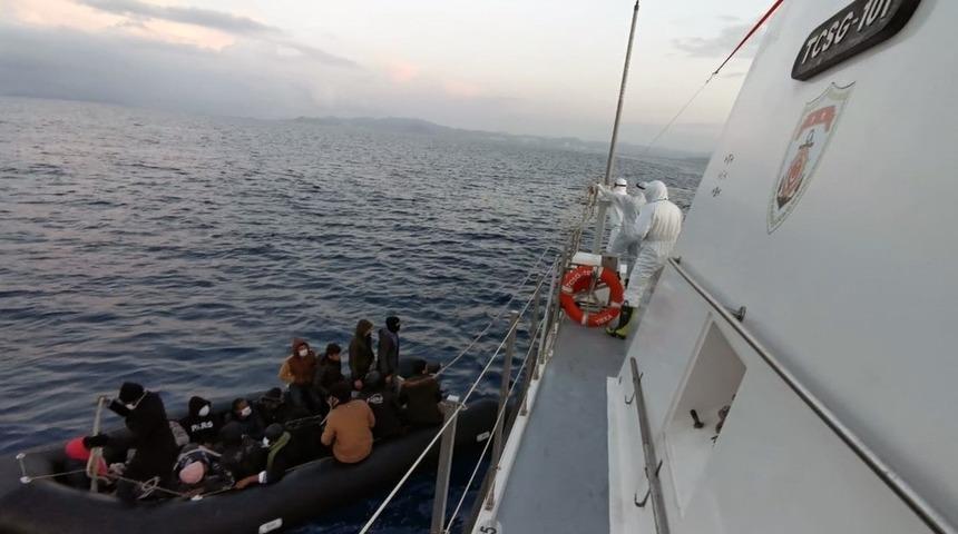Yunan Sahil G&uuml;venliği bunu hep yapıyor