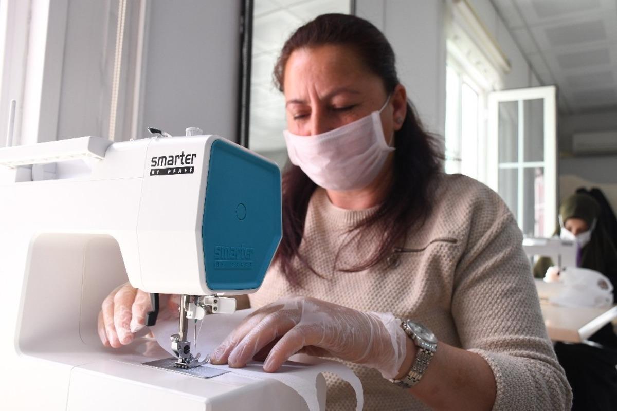 Kemer&rsquo;da maskesi olmayan ev kalmayacak