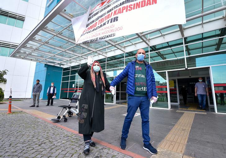 21 gün sonra koronavirüsü yenen kadın: Üzüntülüyüm, çift geldim tek gidiyorum G2