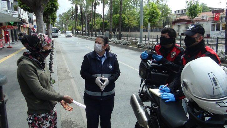 Cadde ortasında kavga eden dilenciler bugün dilenirken yine polise yakalandı G1