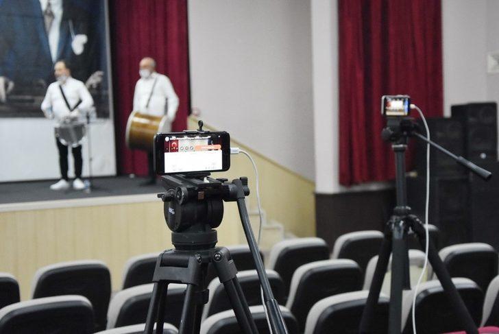 Akhisar Belediyesinden ’online konser’ G5