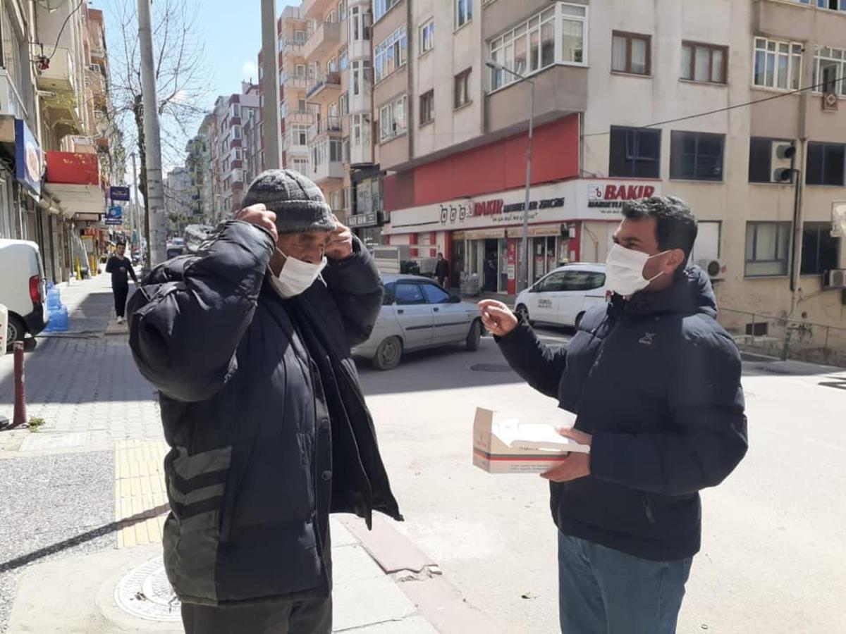 B&uuml;y&uuml;kşehir&rsquo;den Bandırma&rsquo;da maske dağıtımı