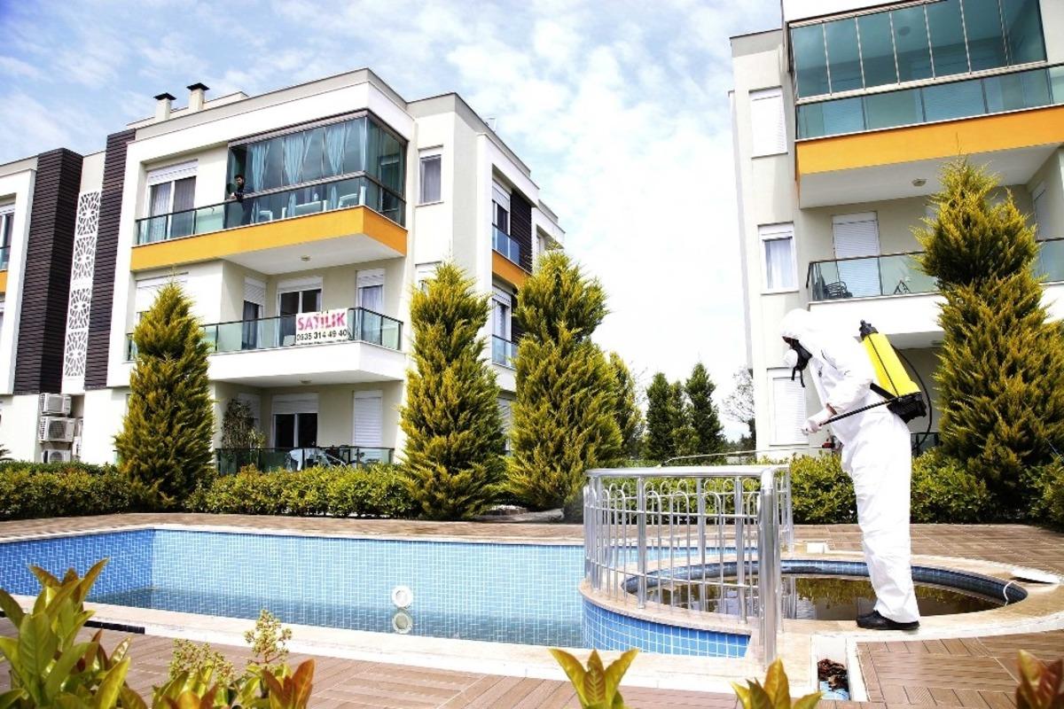 D&ouml;şemealtı Belediyesi&rsquo;nden sitelere dezenfeksiyon