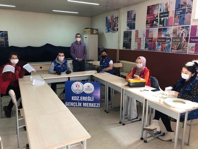 Kdz.Ereğli Gençlik Merkezin’den sağlık çalışanlarına siper maske desteği