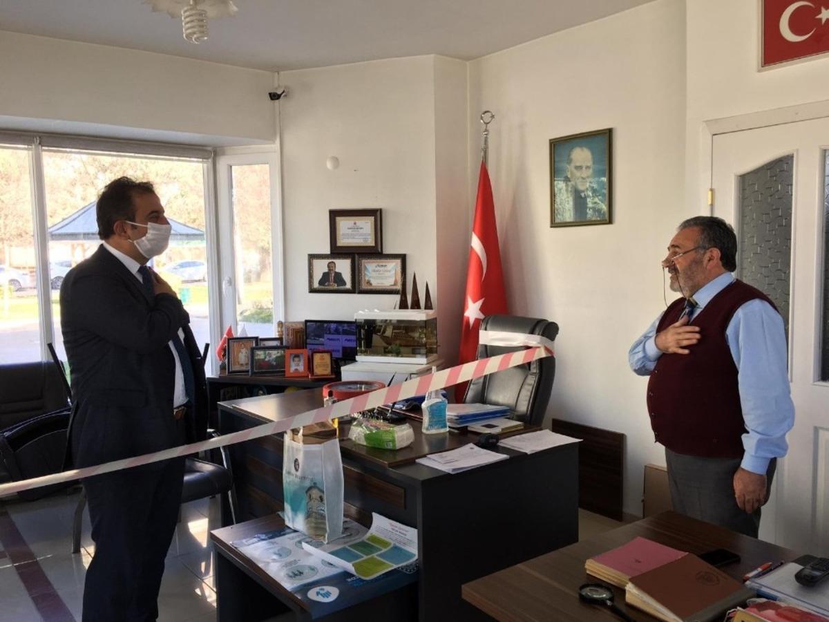 &Ccedil;orum belediyesi&rsquo;nden muhtarlara hijyen seti