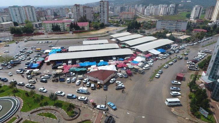 Kozan’da semt pazarı yeniden haftada üç güne çıkarıldı G2