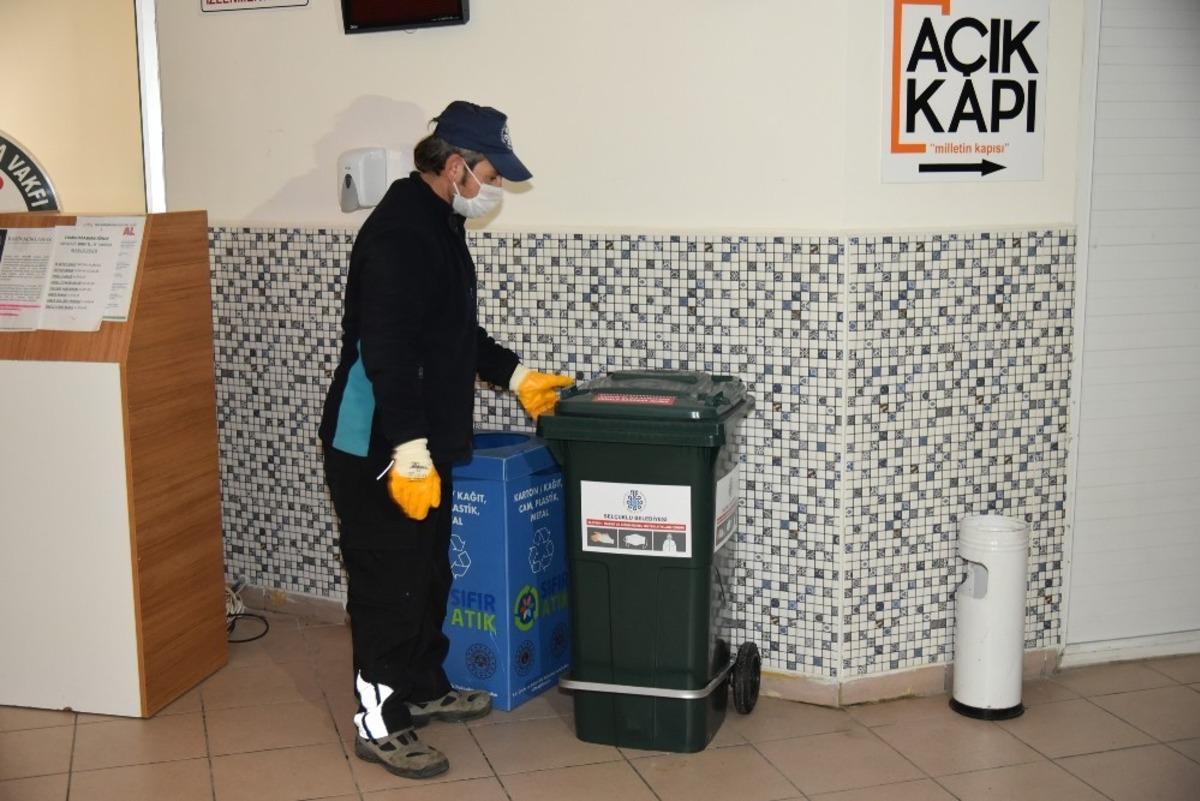 Sel&ccedil;uklu&rsquo;dan Korona vir&uuml;s&uuml;n&uuml; engellemek i&ccedil;in yeni bir tedbir daha