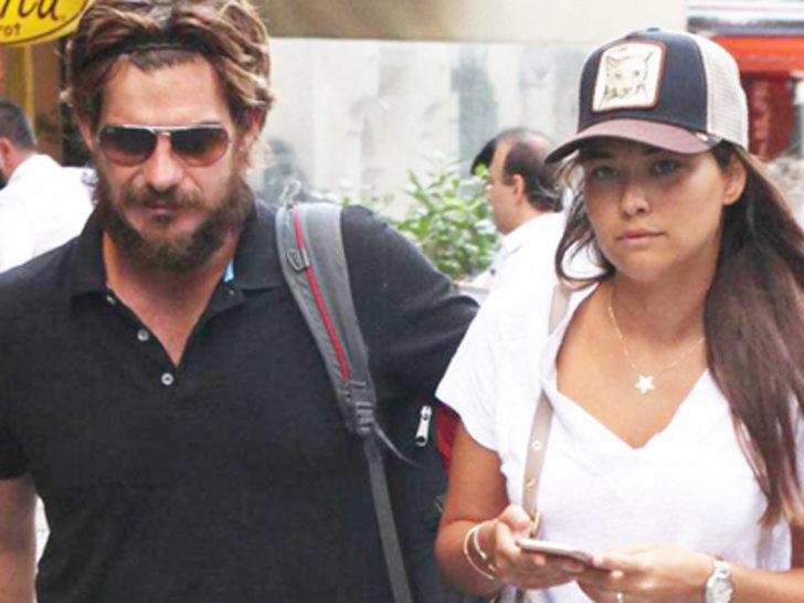 Survıvor Hakan'dan dizi sürprizi! G1