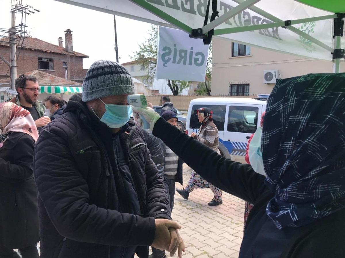 Kepsut&rsquo;ta pazar yerlerinde sağlık &ouml;nlemleri alındı