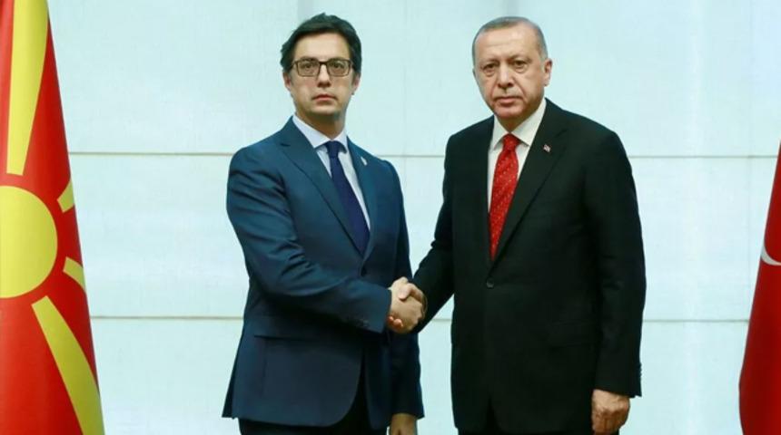 Son dakika: Cumhurbaşkanı Erdoğan, Kuzey Makedonya Cumhurbaşkanı Pendarovski ile g&ouml;r&uuml;şt&uuml;