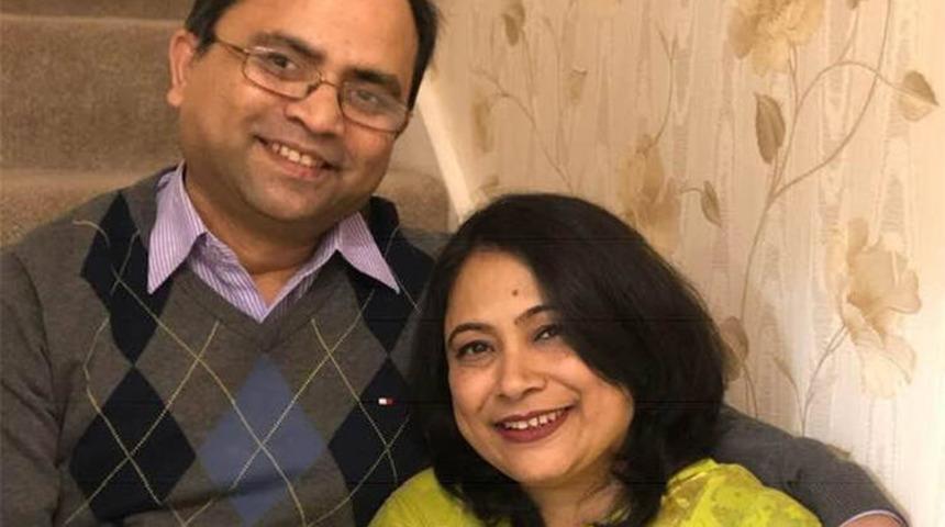 İngiltere'de Boris Johnson'dan 'acilen' koruyucu ekipman isteyen doktor hayatını kaybetti