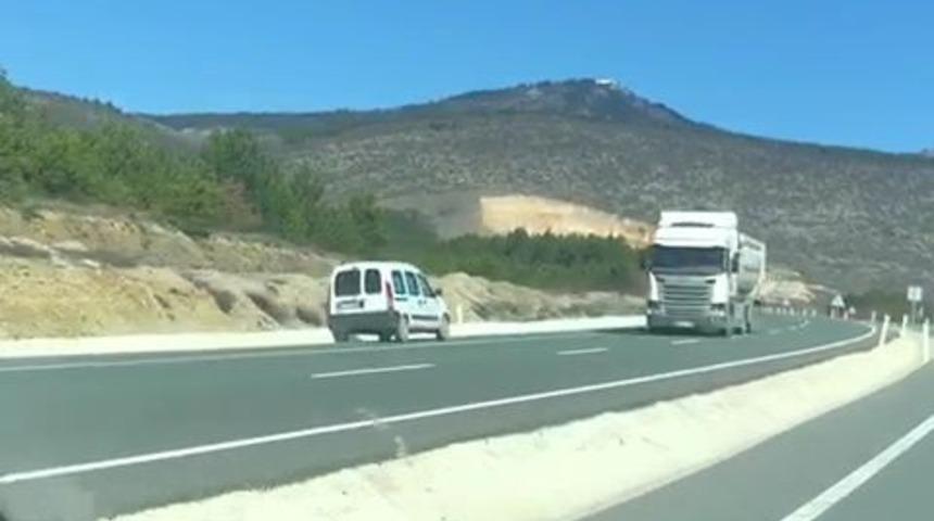 Ters y&ouml;nde giden s&uuml;r&uuml;c&uuml;ye bin 228 lira ceza kesildi