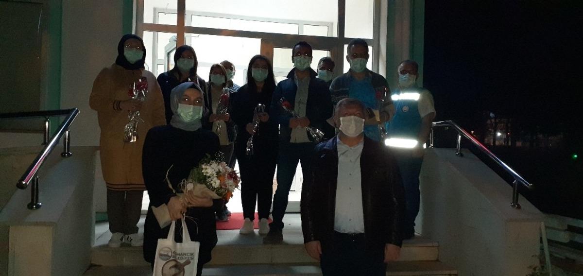 Osmancık&rsquo;ta sağlık &ccedil;alışanlarına alkışlı destek