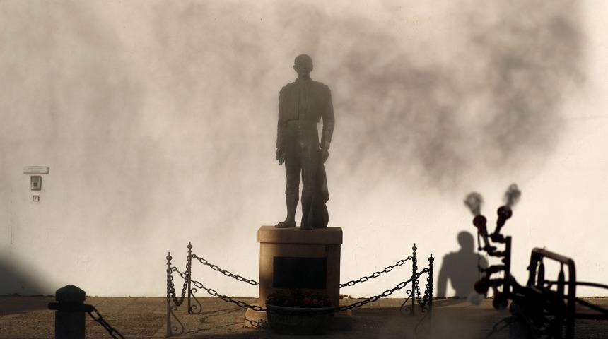 İspanya, koronavir&uuml;sle m&uuml;cadele i&ccedil;in OHAL'i 26 Nisan'a kadar uzattı