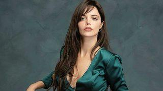 Bir Zamanlar Çukurova'nın yıldızı Hilal Altınbilek paylaşımıyla hayranlarını büyüledi