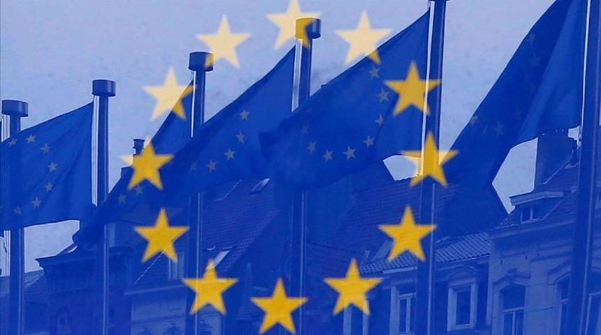 AB, 540 milyar euroluk kurtarma paketinde uzlaştı